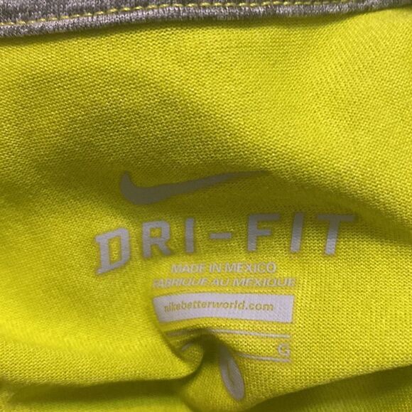 Nike Dri Fit Lime green T-shirt, size Large - Picture 3 of 3